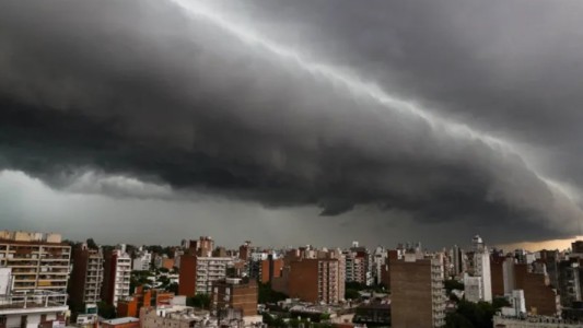 Alerta amarilla y naranja por tormentas fuertes y ráfagas de hasta 100 km/h