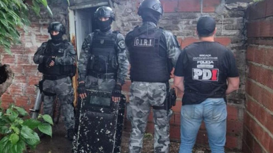 Desmantelan red de distribución de drogas en Tablada con ocho detenidos