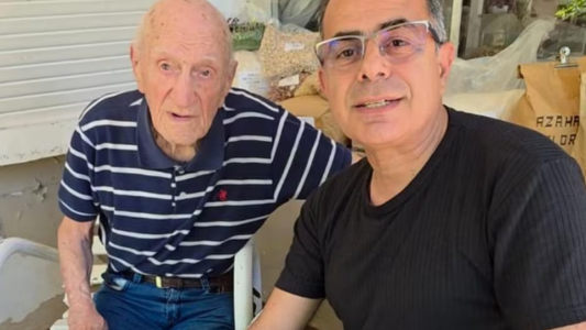 Un hombre de 104 años fue a votar y no pudo porque lo borraron del padrón electoral