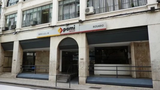 Trabajadores de PAMI reclaman recomposición salarial y anuncian asamblea con corte de calle