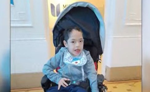 Una familia pide ayuda para que Nacho, de 9 años, pueda ser operado en Rosario