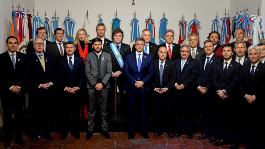 Milei se reunirá con los gobernadores para tratar las reformas laboral e impositiva