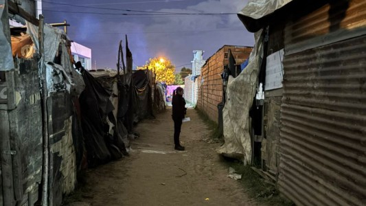 Asesinaron a una mujer e hirieron de bala a dos personas detrás del Hospital Regional Sur