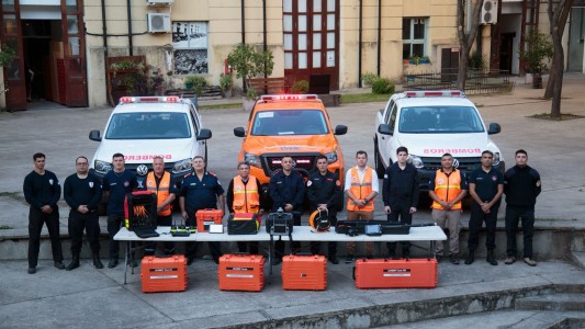 Santa Fe envió un equipo de bomberos voluntarios especializado en búsqueda y rescate a Chubut por la pareja desaparecida