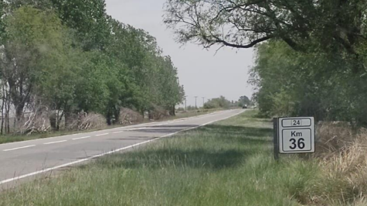 Trágico accidente: joven muere tras choque con camión en la autopista