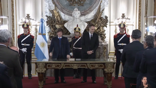 Manuel Adorni asumió como Jefe de Gabinete en reemplazo de Guillermo Francos