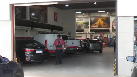 Escruche en una gomería: se llevaron una camioneta y dinero de la caja fuerte