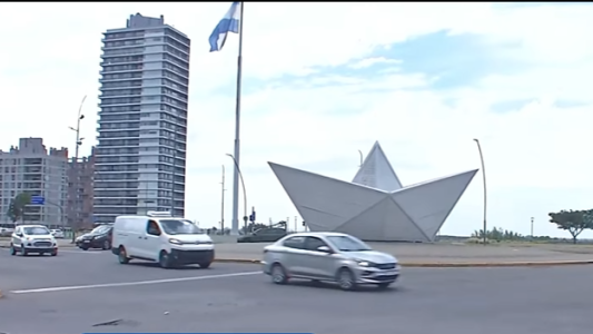 Proponen habilitar el giro a la derecha con semáforo en rojo