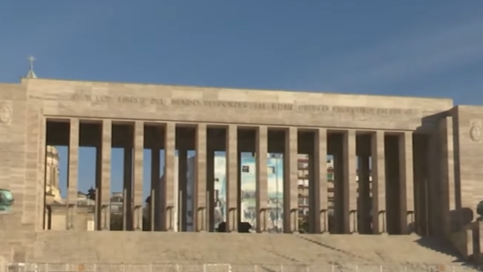 Se frenaron las obras en el Monumento a la Bandera por falta de aportes de Nación