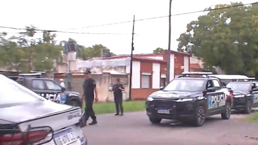 Tiroteo tras una entradera: una policía resultó herida