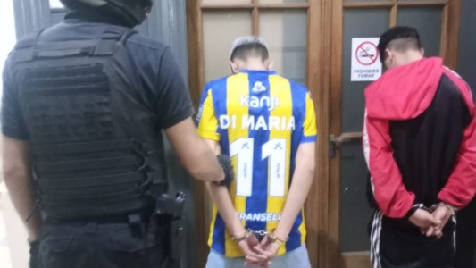 Detuvieron a dos hombres con balas en la puerta del Heca