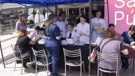 Día Mundial del Sida: Rosario lleva a cabo una campaña de concientización y testeos