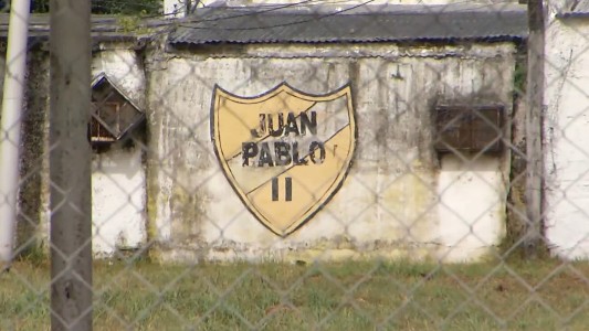 Vecinos recuperan el Club Juan Pablo II y necesitan ayuda de la comunidad