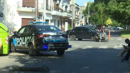 Dos patrulleros chocaron mientras acudían al mismo operativo
