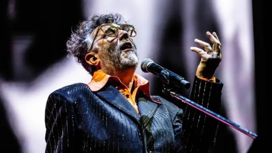 Homenaje de la UNR: Fito Páez recibe el título de Doctor Honoris Causa