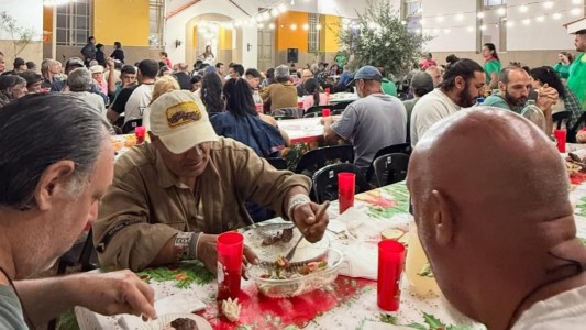 Asado de Nochebuena: iniciativa solidaria para personas en situación de calle y para quienes pasan las fiestas en soledad