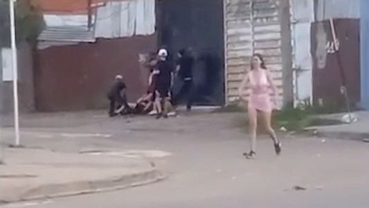 Un grupo de varones atacó brutalmente a dos jóvenes en barrio Godoy