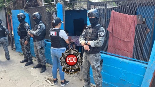 Allanamientos en Rosario: ocho aprehendidos por una investigación por tentativa de homicidio en barrio Tablada