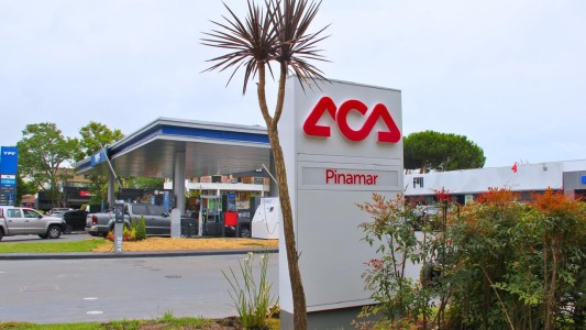 ACA e YPF profundizan su alianza estratégica con la renovación de su red de estaciones de servicio