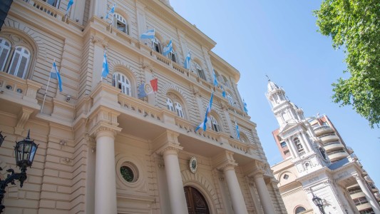 Robo en el Palacio de los Leones: escruche en la Municipalidad durante el fin de semana