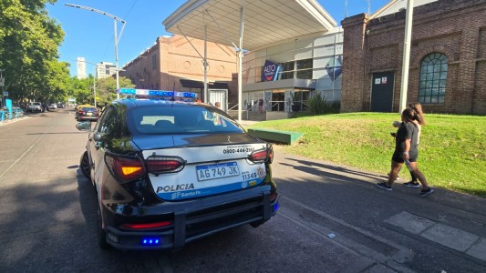 Falsa amenaza de bomba en el Alto Rosario Shopping: operativo policial sin evacuación ni cierre del centro comercial