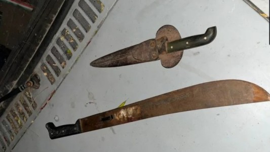 Atacó a su pareja con un machete y su hijo resultó herido durante el enfrentamiento