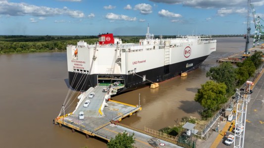 La llegada de autos eléctricos-híbridos importados impulsó ventas récord en Rosario