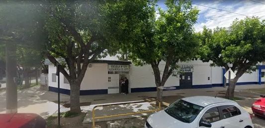 Balearon una escuela de Villa Gobernador Gálvez