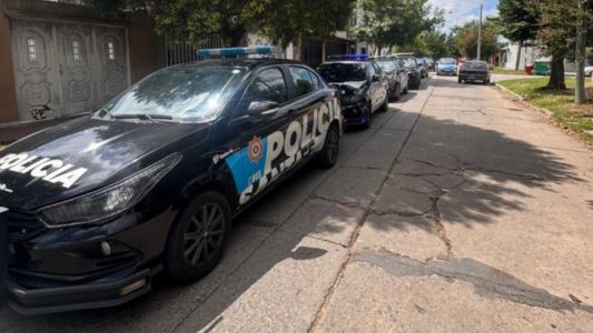 Detuvieron a un hombre que ingresó armado a una casa, robó e hirió a un adolescente