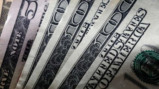 El dólar volvió a bajar y el Banco Central compró US$176 millones