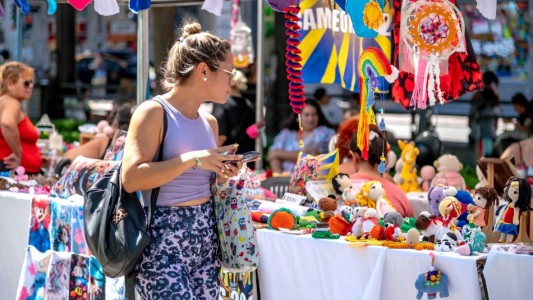 Feria Especial de Reyes y colecta solidaria en la plaza Pringles
