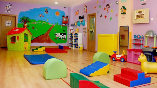 Dos bebés muertos y 53 hospitalizados en una guardería ilegal