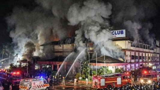 Tragedia en India, al menos 23 personas murieron en el incendio de un club nocturno