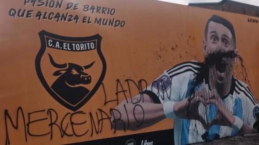 Vandalizaron el mural de Ángel Di María en su club de origen