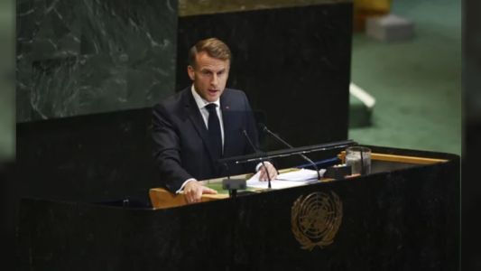 Macron pide que culpables de actos antisemitas y racistas no puedan ser elegidos para cargos públicos