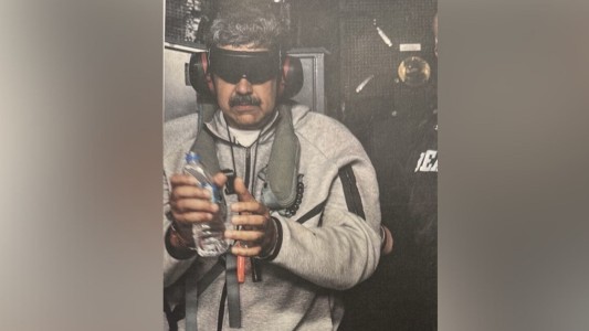 La primera foto de Maduro capturado por las fuerzas de Estados Unidos fue publicada por Trump
