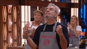 Miguel Ángel Rodríguez deslumbra al jurado con su plato de fusión en MasterChef Celebrity