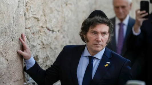 Javier Milei condenó en sus redes sociales el atentado terrorista contra la comunidad judía en Australia