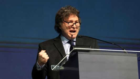 Milei encabeza este sábado en Santa Fe el acto de traslado del sable corvo de San Martín