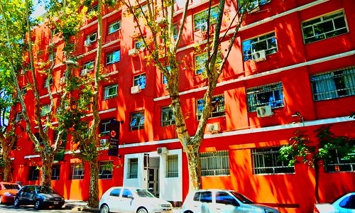 Diez adolescentes denunciaron a un empresario por abuso