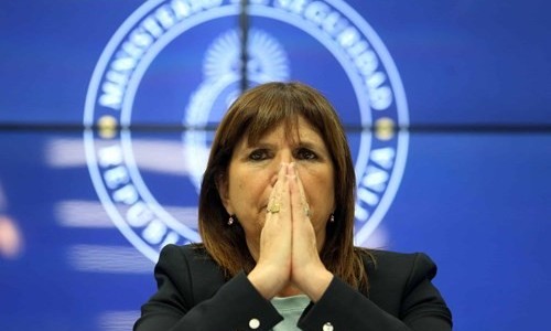 Bullrich respaldó la reforma laboral y planteó un tope a las horas pagas para delegados sindicales