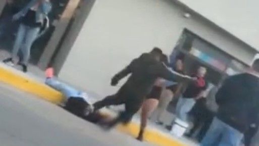 Intentó separar una pelea y lo mataron de una patada a la salida de un boliche