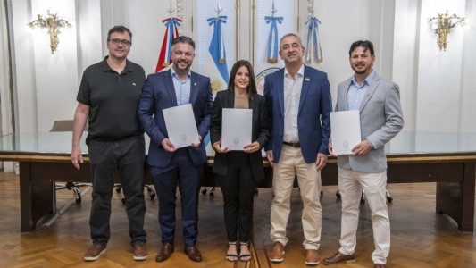 Javkin puso en funciones a los nuevos integrantes de su gabinete