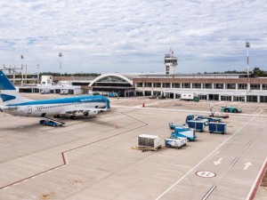 El aeropuerto de Rosario busca vuelos directos al Mundial 2026
