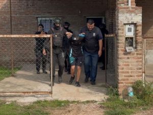 Dos detenidos y medio kilo de cocaína secuestrada en allanamientos realizados en Recreo