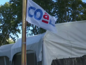 Instalaron la carpa de la resistencia en Plaza San Martín