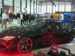 Abrió sus puertas el Salón del Automóvil en Funes