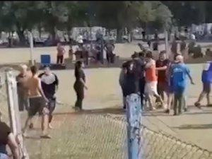 El árbitro agredido en la Liga Rosarina relató el ataque: no seguirá dirigiendo