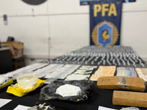 Megaoperativo en Rosario y Villa Gobernador Gálvez: 10 detenidos y droga incautada