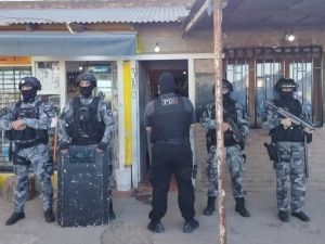 Pérez: cinco allanamientos por microtráfico terminaron con dos detenidos en Cabin 9
